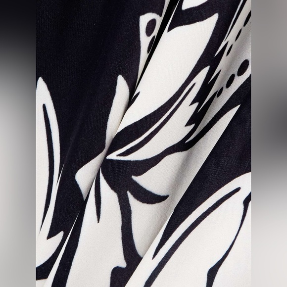 FARM RIO Black & White Floral Arabesque Slip Lenzing Ecovero Viscose, Medium$230 - Picture 6 of 14